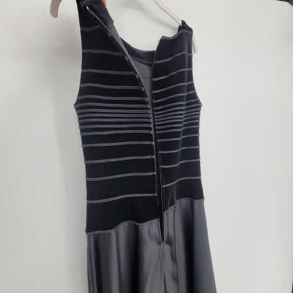 Tadashi Shoji vintage Velvet Maxi Dress black Sleeveless A-Line Satin Gown 8 - Picture 4 of 7